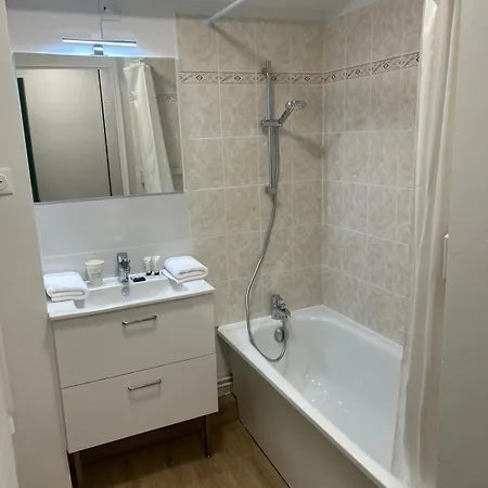 Sphinx Residences - Les Doges / Le Rialto Hotel apartamentowy Caen